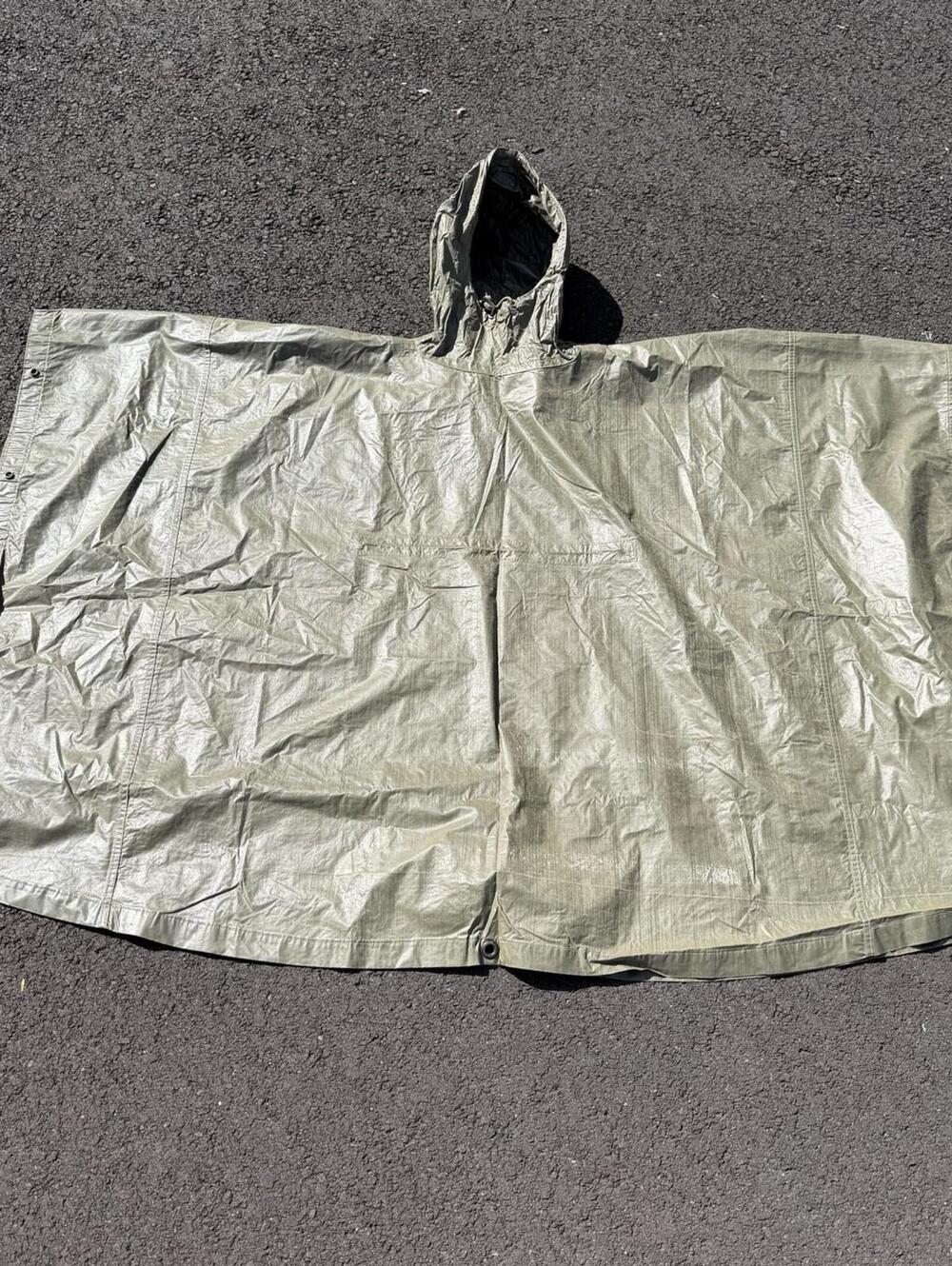 Vintage OD Green Hooded Military Poncho Jacket 1951 Korean War Used